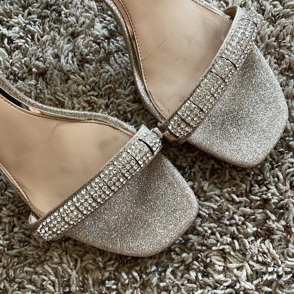 Badgley Mischka Jewel Hi Heel worn once! I was a part of the wedding party) - Picture 2 of 11